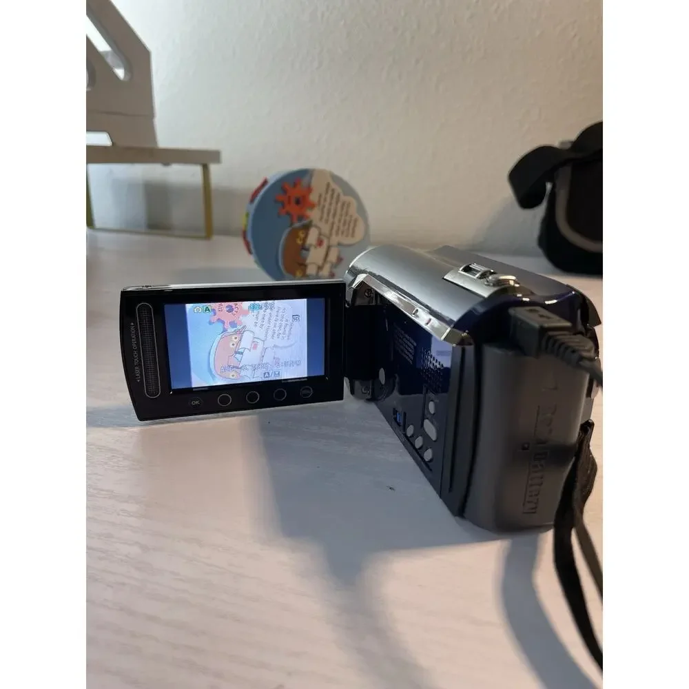 JVC Everio GZ-MG630AU 60GB HDD Blue Digital Camcorder 40x Zoom - Tested